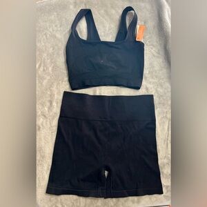 Ribbed Wide Waist Band Black Sports Set Top Bottom Shorts Colsie XL NWT Women's
